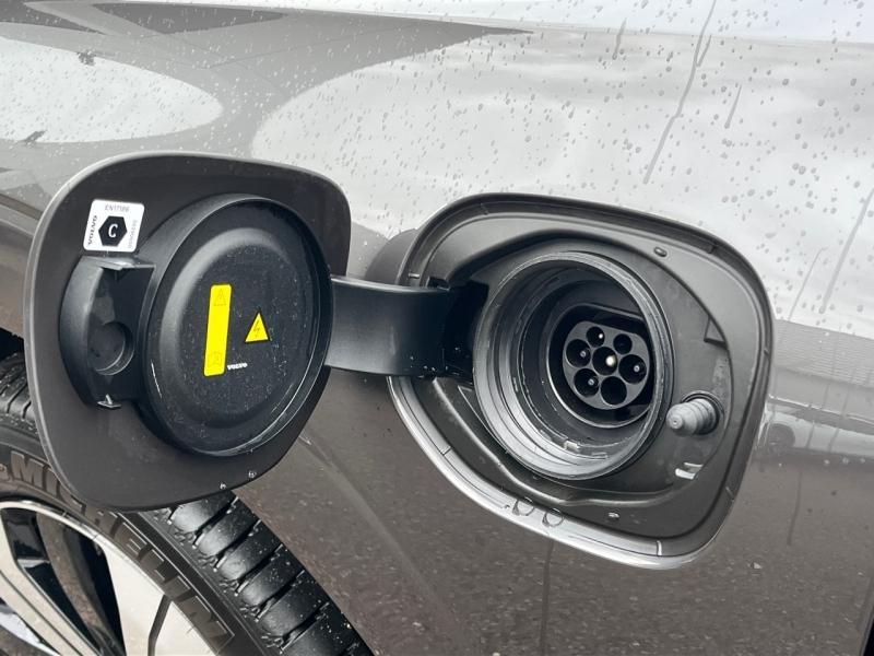 Image VOLVO XC60 T6 Hybride Rechargeable 253 + 145ch Plus Style Dark Geartronic 8 AWD