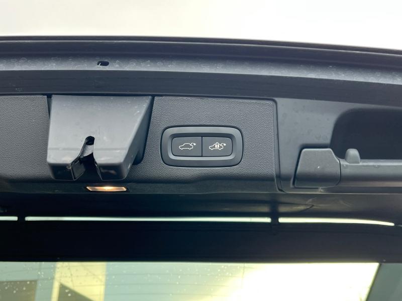 Image VOLVO XC60 T6 Hybride Rechargeable 253 + 145ch Plus Style Dark Geartronic 8 AWD