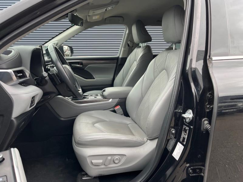 Image TOYOTA Highlander 2.5 Hybrid 248ch Lounge AWD-I MY22