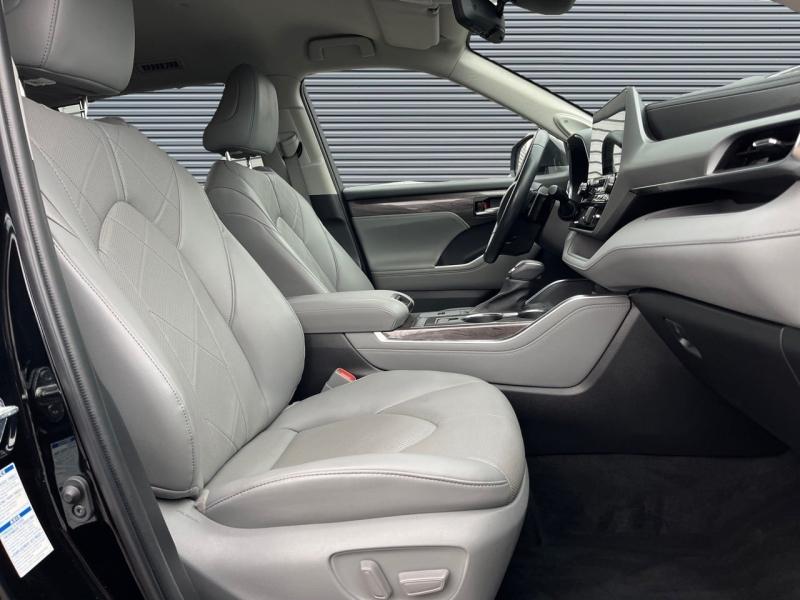 Image TOYOTA Highlander 2.5 Hybrid 248ch Lounge AWD-I MY22