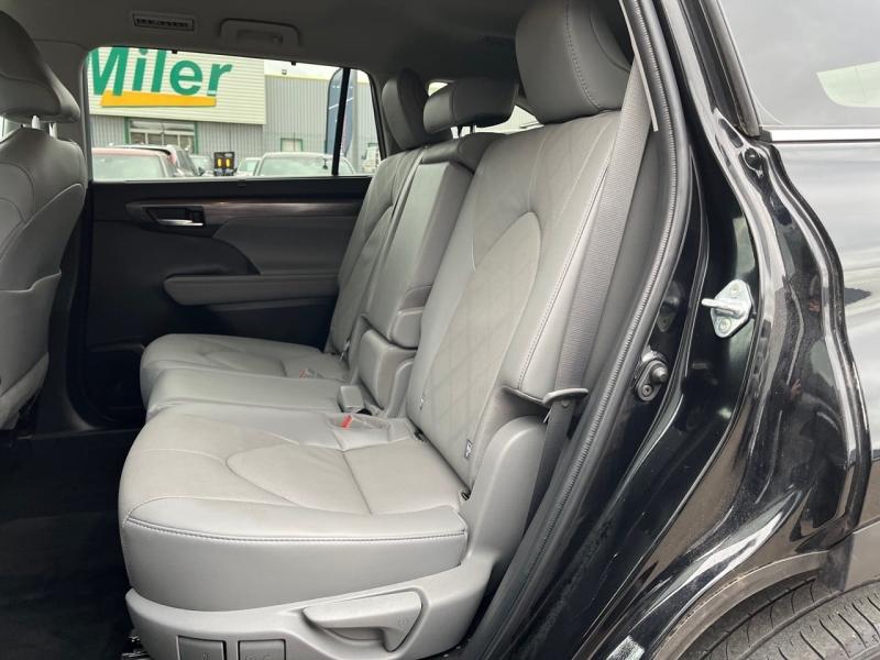 Image TOYOTA Highlander 2.5 Hybrid 248ch Lounge AWD-I MY22