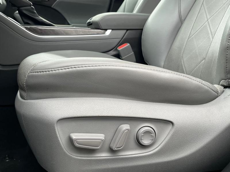 Image TOYOTA Highlander 2.5 Hybrid 248ch Lounge AWD-I MY22