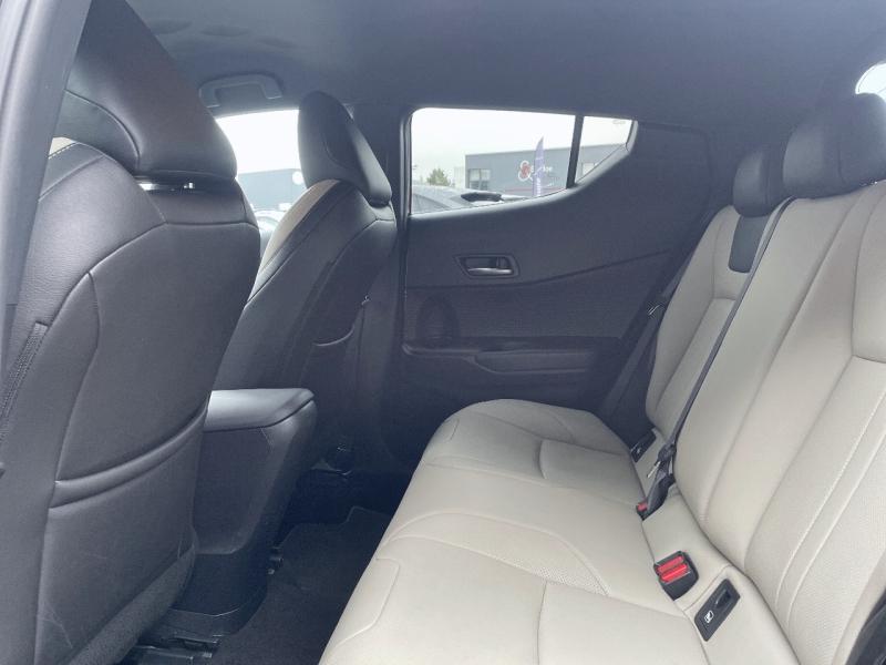 Image TOYOTA C-HR 122h Collection 2WD E-CVT RC18