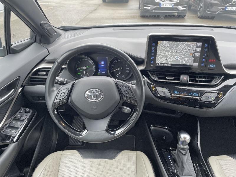 Image TOYOTA C-HR 122h Collection 2WD E-CVT RC18