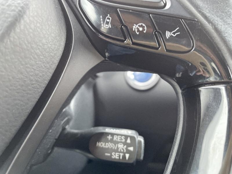 Image TOYOTA C-HR 122h Collection 2WD E-CVT RC18