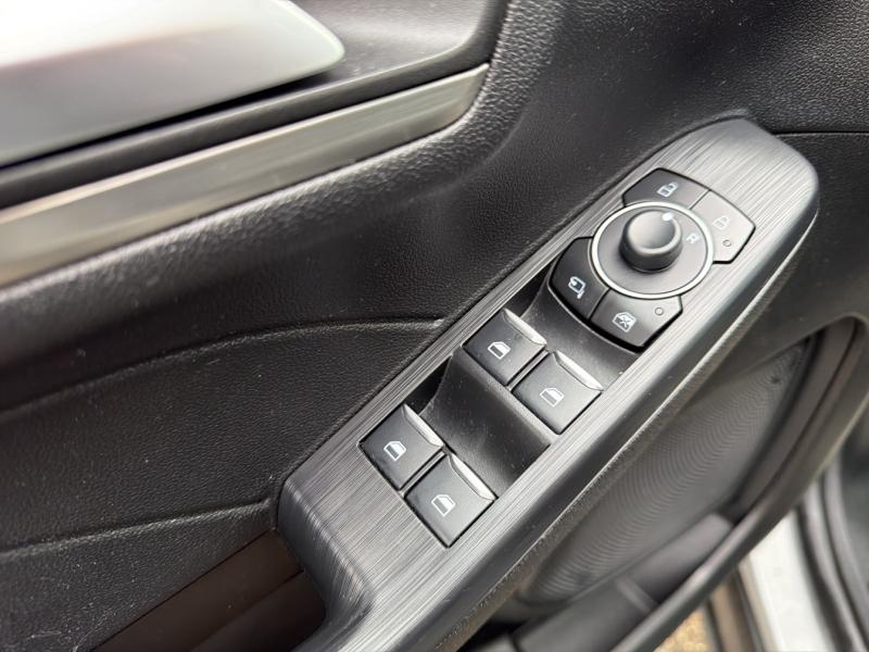 Image FORD Kuga 2.5 Duratec 190ch FHEV E85 Titanium BVA