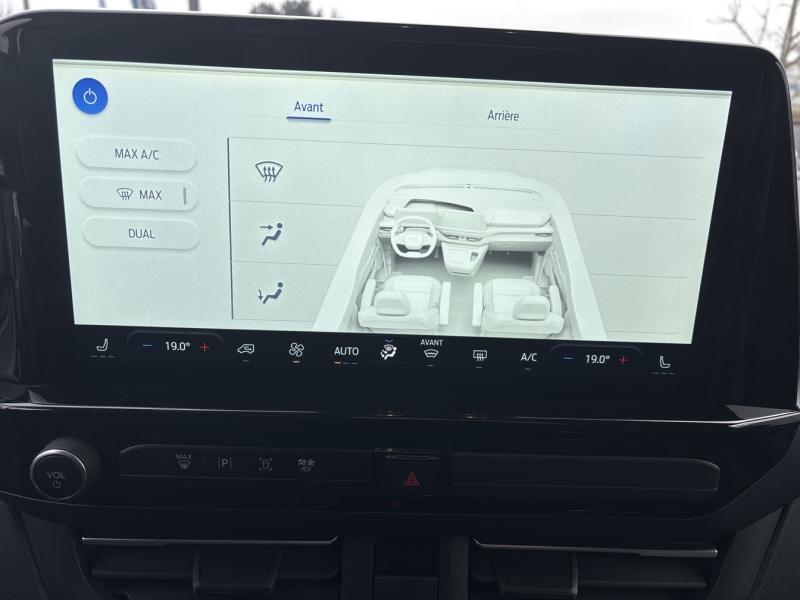 Image FORD Tourneo Custom 320 L2H1 2.0 EcoBlue 170ch Titanium BVA8