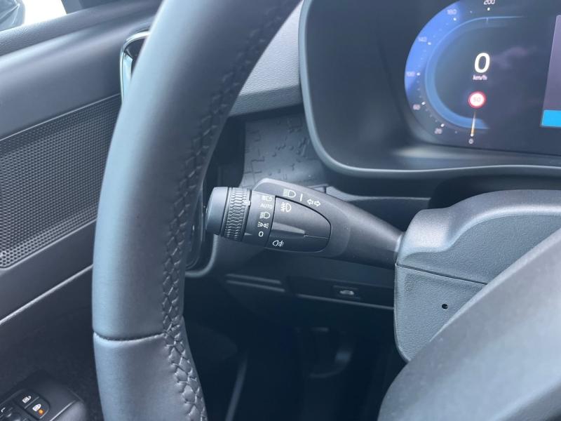 Image VOLVO EC40 Single 238ch Start