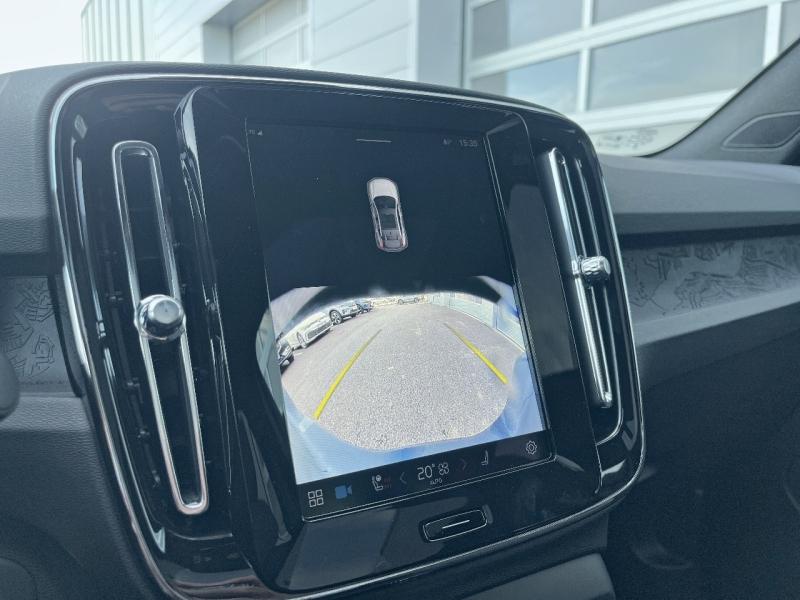 Image VOLVO EC40 Single 238ch Start