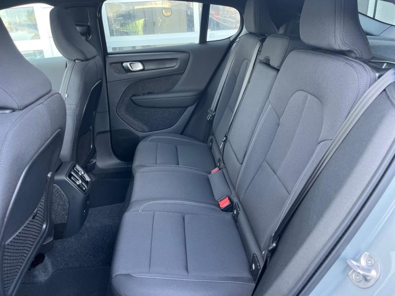 Image VOLVO EC40 Single 238ch Start