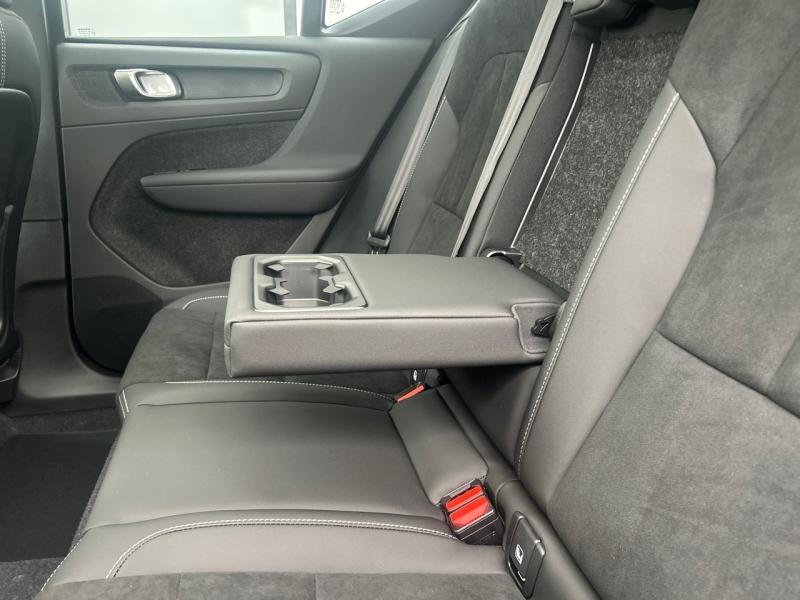 Image VOLVO XC40 B3 163ch Black Edition DCT 7