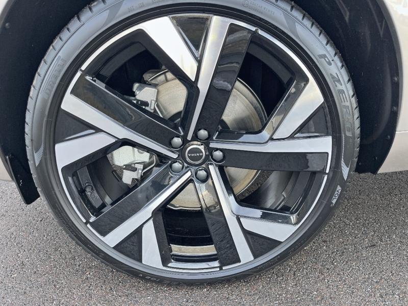 Image VOLVO XC60 T6 Hybride Rechargeable 350ch Ultra Style Dark Geartronic 8 AWD