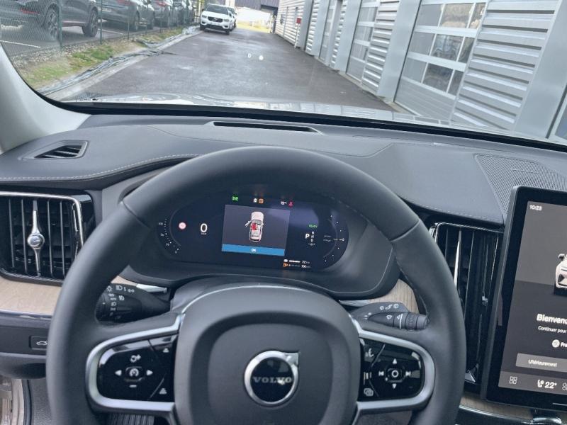 Image VOLVO XC60 T6 Hybride Rechargeable 350ch Ultra Style Dark Geartronic 8 AWD