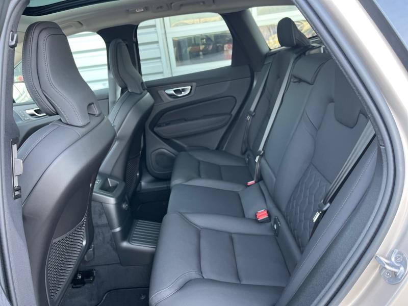 Image VOLVO XC60 T6 Hybride Rechargeable 350ch Ultra Style Dark Geartronic 8 AWD