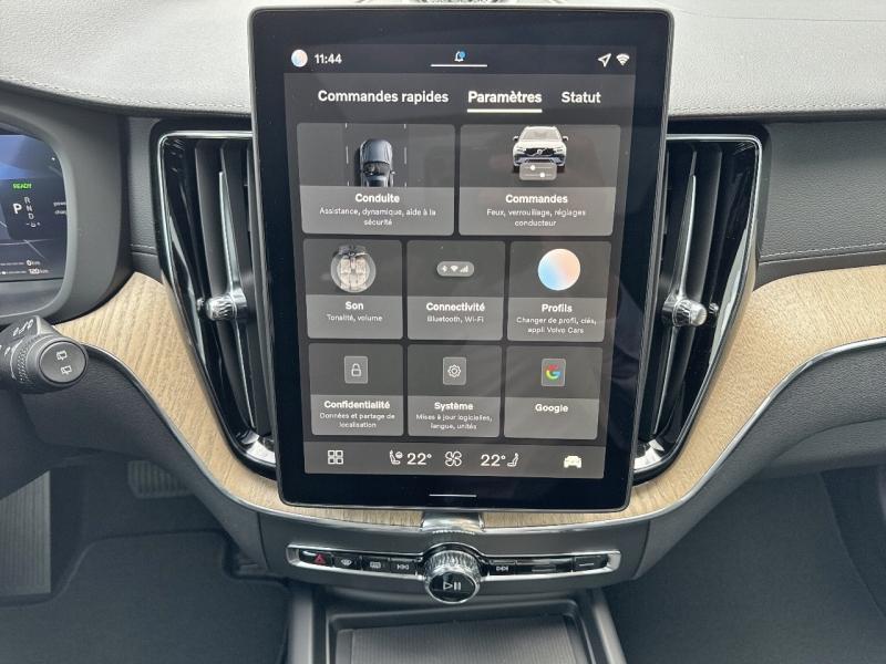 Image VOLVO XC60 T6 Hybride Rechargeable 350ch Ultra Style Dark Geartronic 8 AWD