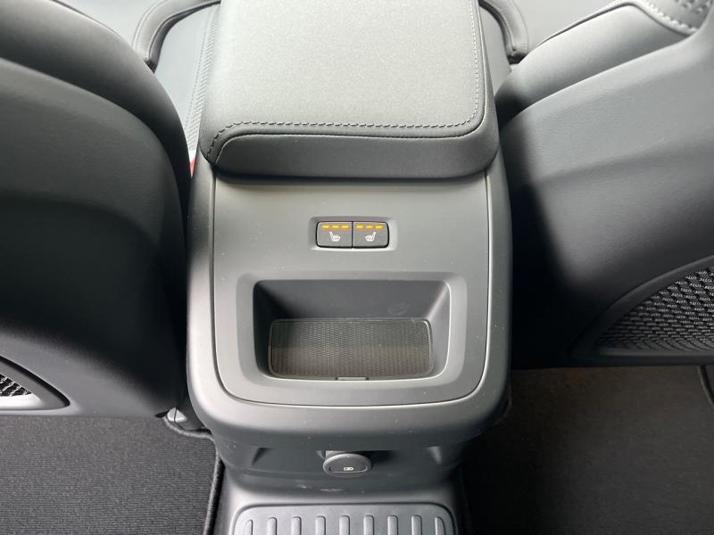 Image VOLVO XC60 T6 Hybride Rechargeable 350ch Ultra Style Dark Geartronic 8 AWD