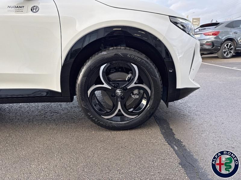 Image ALFA ROMEO Junior 1.2 Ibrida 145ch Premium e-DCT6