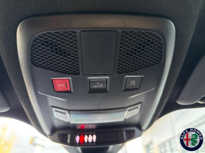 Image ALFA ROMEO Junior 1.2 Ibrida 145ch Premium e-DCT6