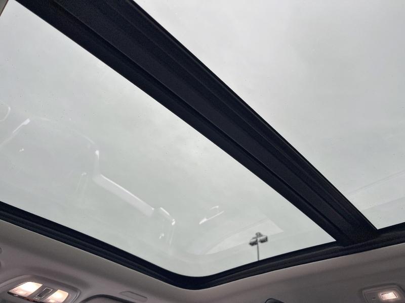 Image VOLVO V60 B4 197ch Ultra Style Dark DCT 7