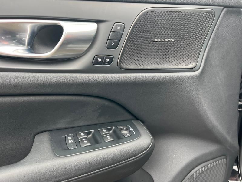 Image VOLVO V60 B4 197ch Ultra Style Dark DCT 7