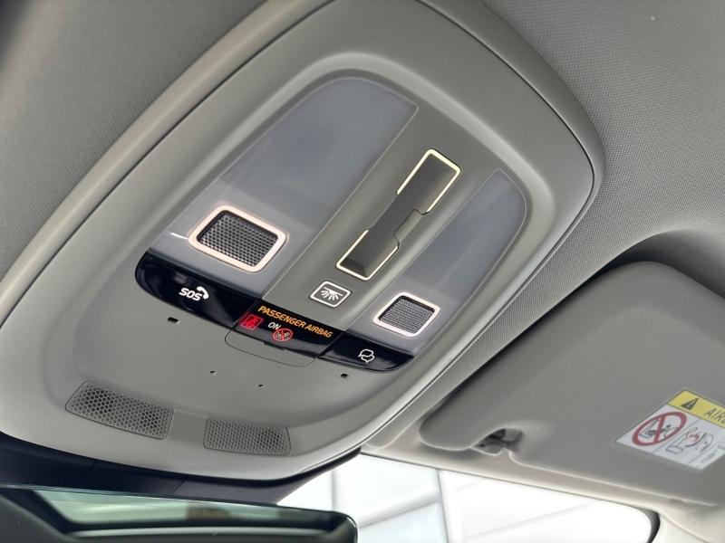 Image VOLVO XC60 T6 Hybride Rechargeable 350ch Ultra Style Dark Geartronic 8 AWD