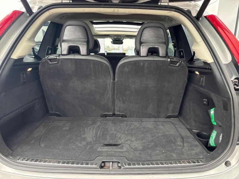 Image VOLVO Xc90 XC90 Ultra  T8 AWD Hybride rechargeable  Hybride Rechargeable (Essence)  Chrome  7 places