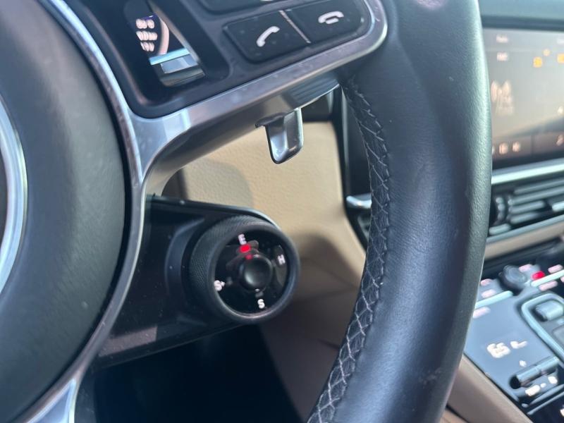 Image PORSCHE Cayenne 3.0 V6 462ch E-Hybrid Platinum Edition