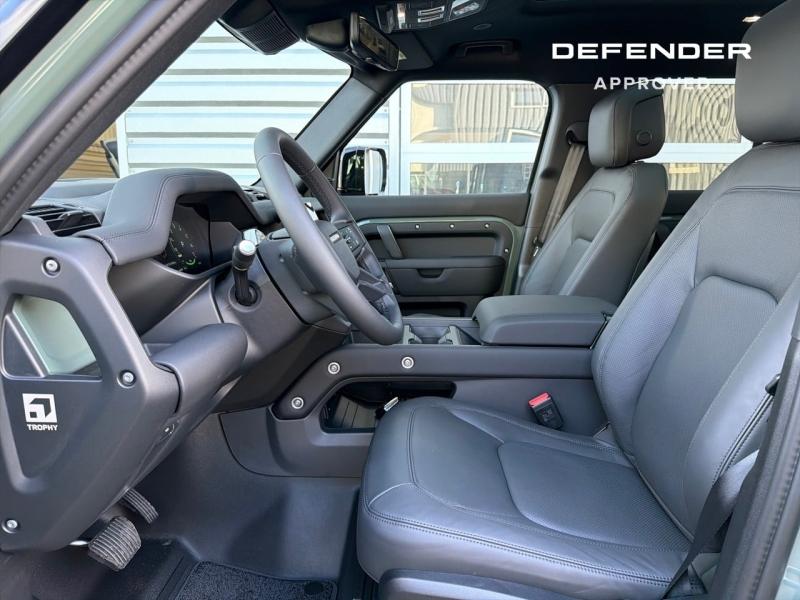 Image LAND-ROVER Defender 110 2.0 P300e PHEV Trophy Edition Keswick Green