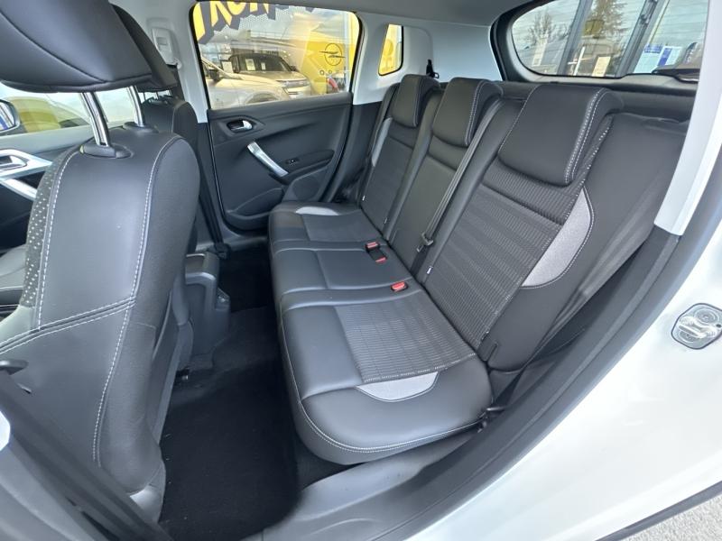 Image PEUGEOT 2008 1.5 BlueHDi 100ch S&S Allure