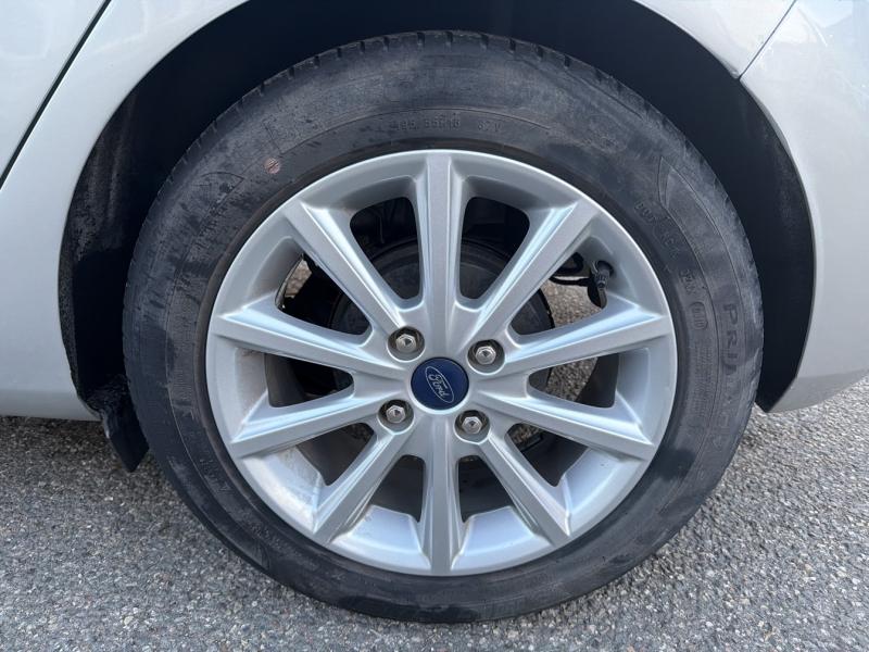 Image FORD Fiesta 1.0 EcoBoost 100ch Stop&Start Titanium 5p Euro6.2