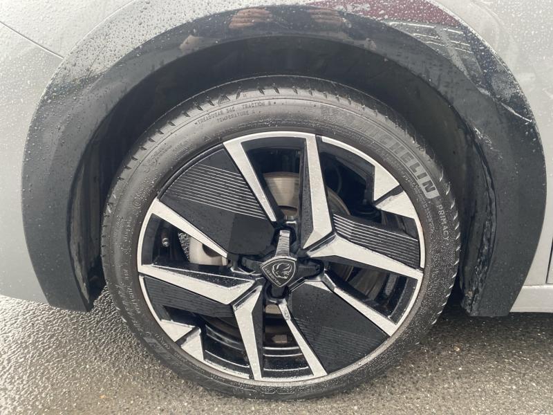 Image PEUGEOT 208 1.2 Hybrid 100ch GT e-DCS6