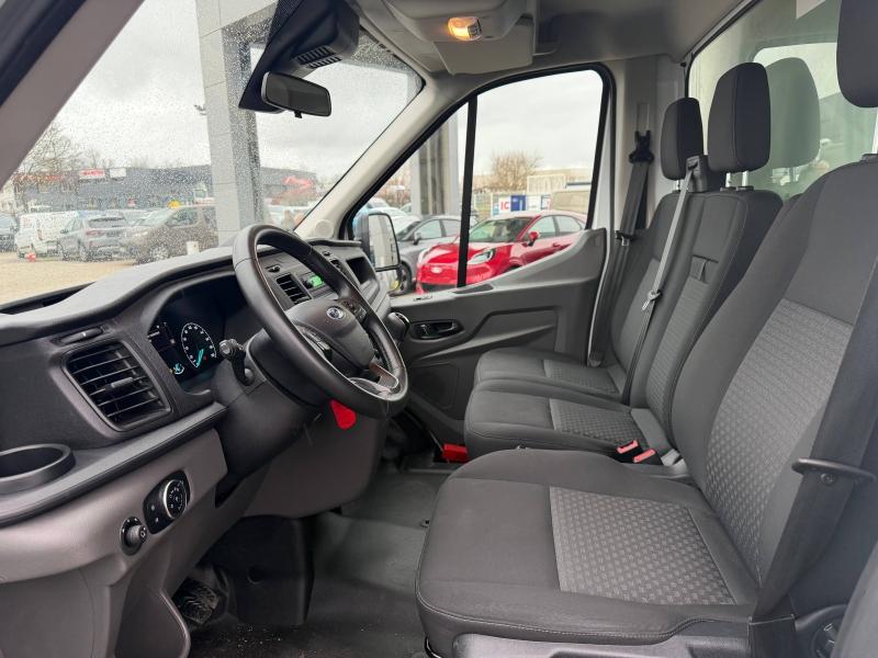 Image FORD Transit 2T CCb P350 L4 2.0 EcoBlue 130ch S&S CAISSE 20M3 Trend Business
