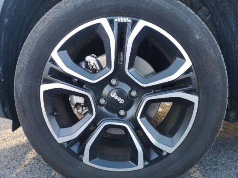 Image JEEP Avenger 1.2 Turbo T3 100ch MHEV Summit BVR6 eHybrid