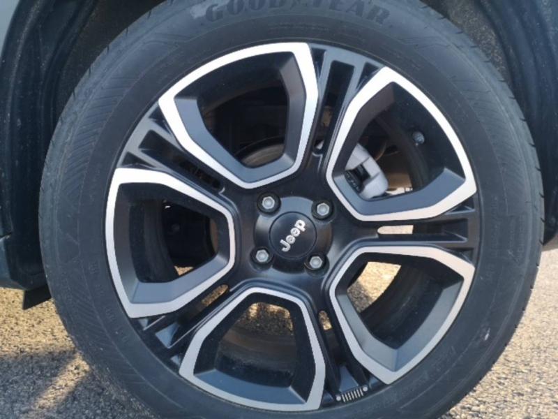 Image JEEP Avenger 1.2 Turbo T3 100ch MHEV Summit BVR6 eHybrid