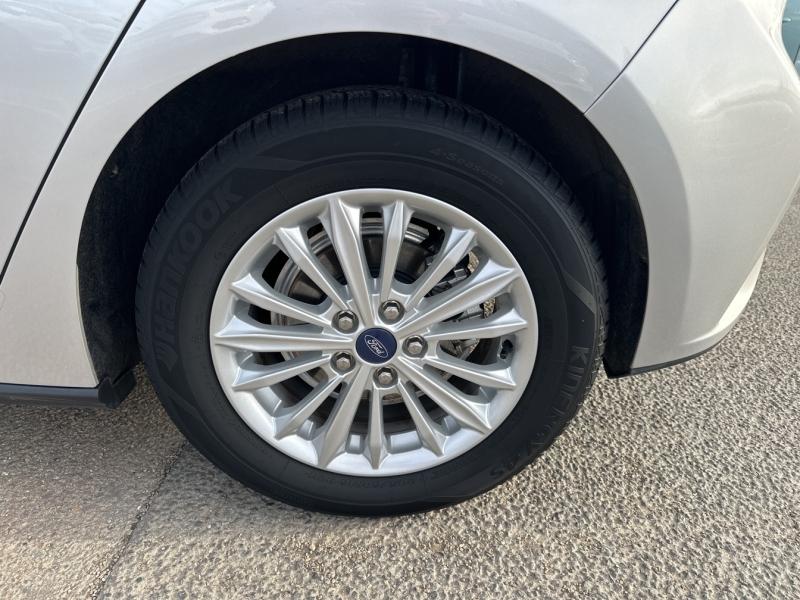 Image FORD Focus 1.0 EcoBoost 125ch mHEV Titanium X
