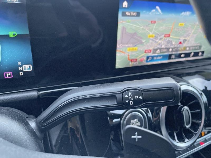 Image MERCEDES-BENZ GLA 200 163ch Progressive Line 7G-DCT