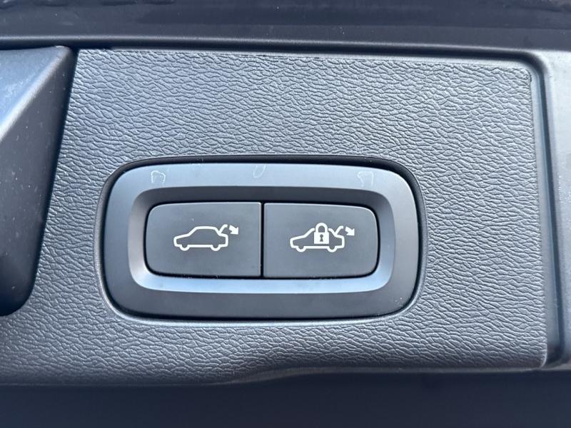 Image VOLVO XC60 B4 197ch Plus Style Chrome Geartronic