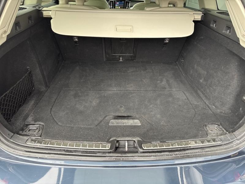 Image VOLVO V60 B4 197ch Ultimate Style Dark Geartronic 8