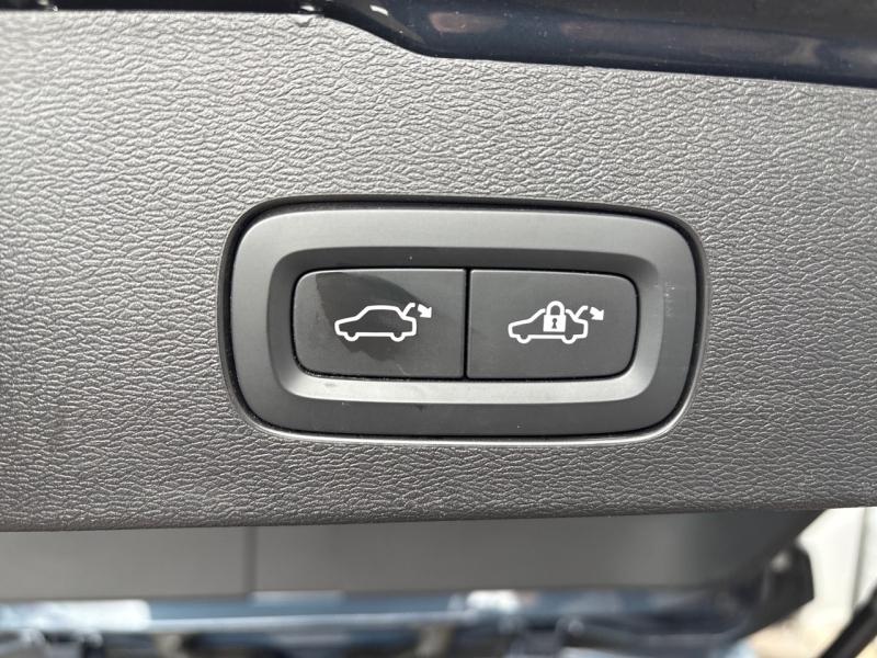 Image VOLVO V60 B4 197ch Ultimate Style Dark Geartronic 8