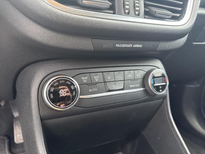 Image FORD Fiesta 1.0 EcoBoost 100ch Stop&Start Trend 5p Euro6.2