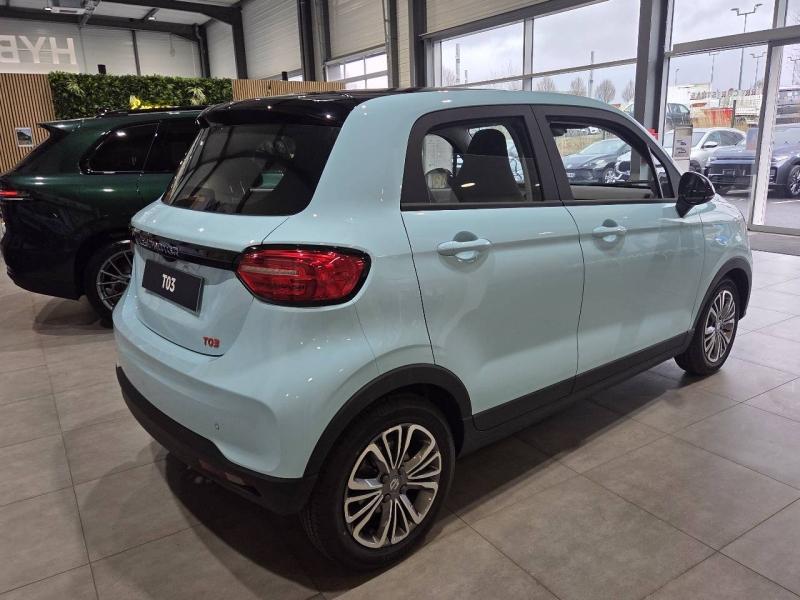 Image LEAPMOTOR T03 Electric 95ch Design