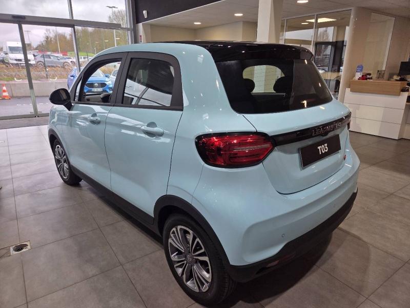 Image LEAPMOTOR T03 Electric 95ch Design