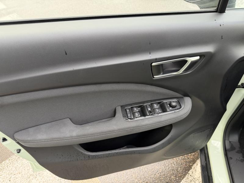 Image LEAPMOTOR T03 Electric 95ch Design