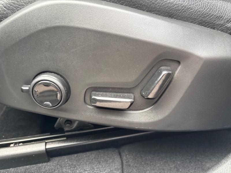 Image VOLVO XC60 T6 Hybride Rechargeable 253 + 145ch Plus Style Dark Geartronic 8 AWD