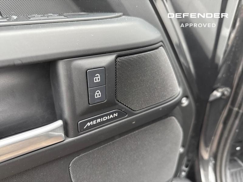 Image LAND-ROVER Defender 110 3.0 D250 Hard Top X-Dynamic SE
