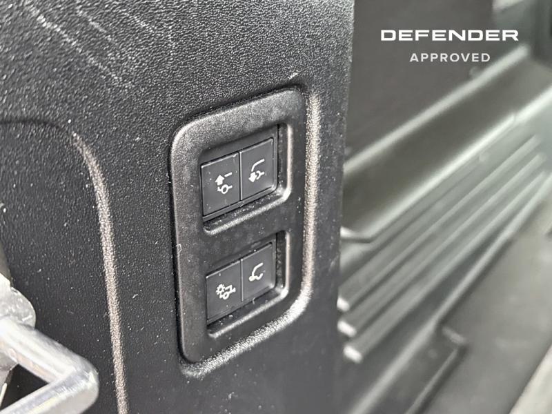 Image LAND-ROVER Defender 110 3.0 D250 Hard Top X-Dynamic SE