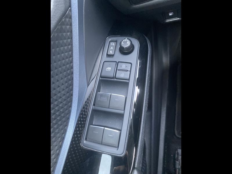 Image TOYOTA C-HR 184h Collection 2WD E-CVT MC19