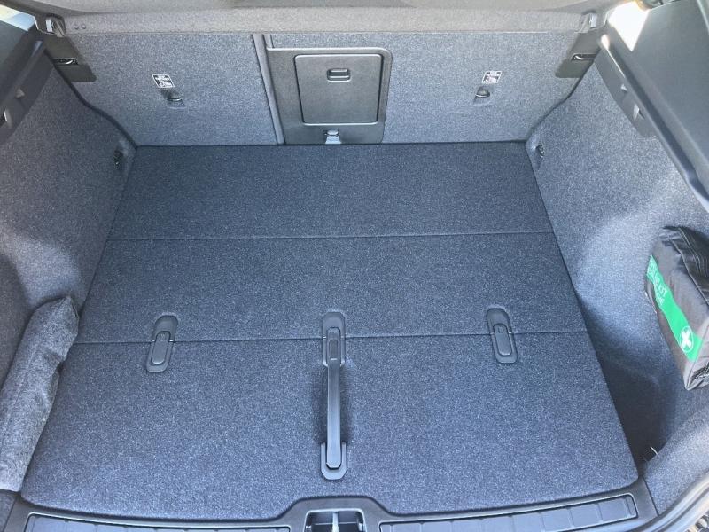 Image VOLVO EX40 Single Extended Range 252ch Black Edition