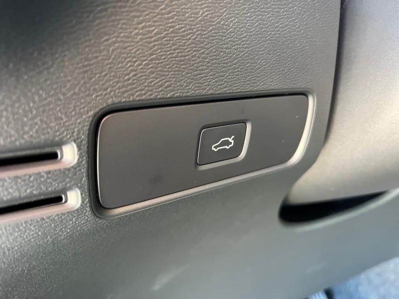 Image VOLVO EX40 Single Extended Range 252ch Black Edition