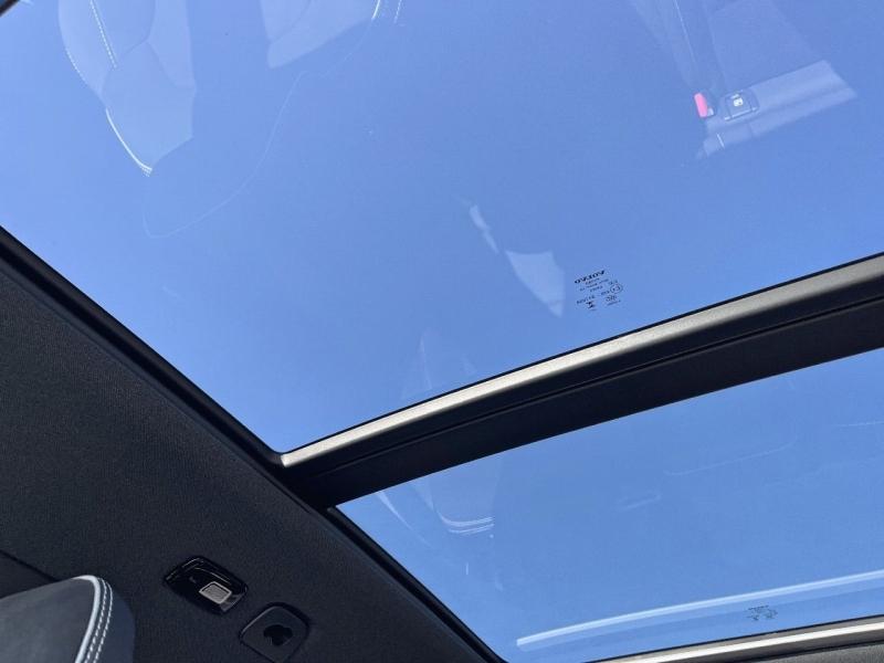 Image VOLVO EX40 Single Extended Range 252ch Black Edition